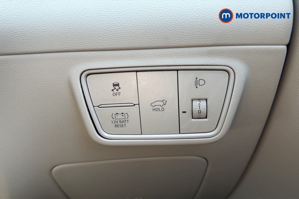 Hyundai Tucson Ultimate Automatic Petrol-Electric Hybrid SUV - Stock Number (1645547) - 11th supplementary image