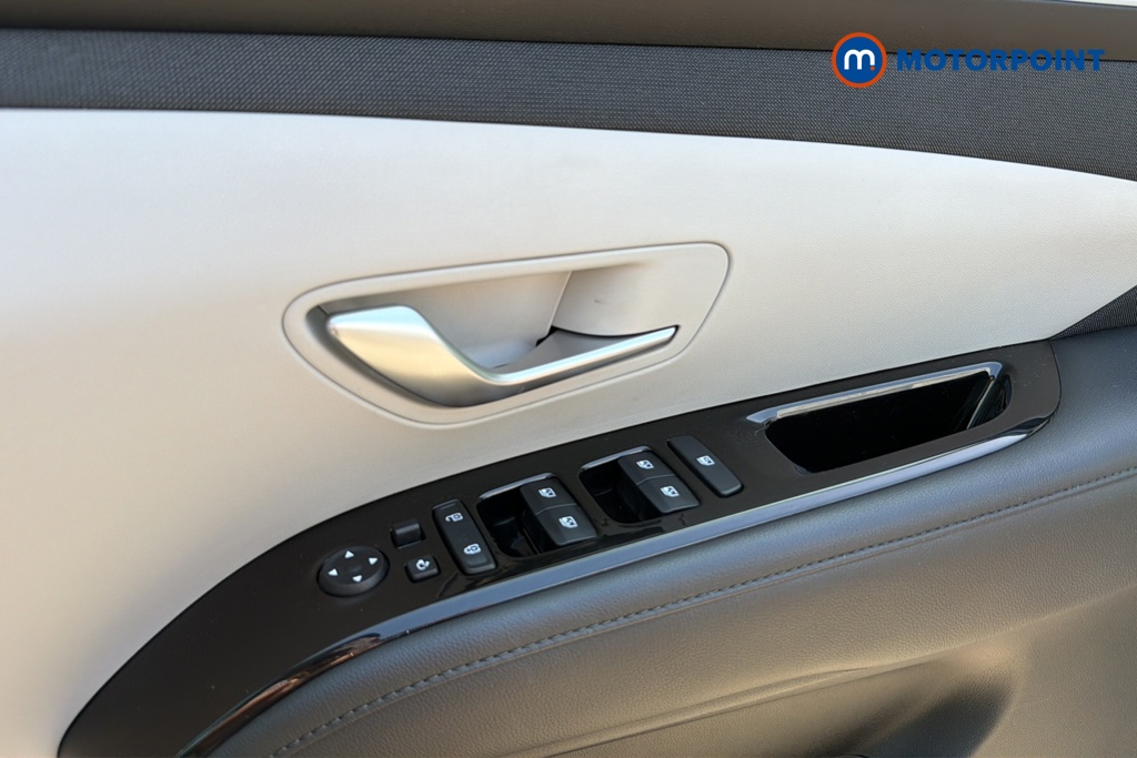 Hyundai Tucson Ultimate Automatic Petrol-Electric Hybrid SUV - Stock Number (1645547) - 19th supplementary image