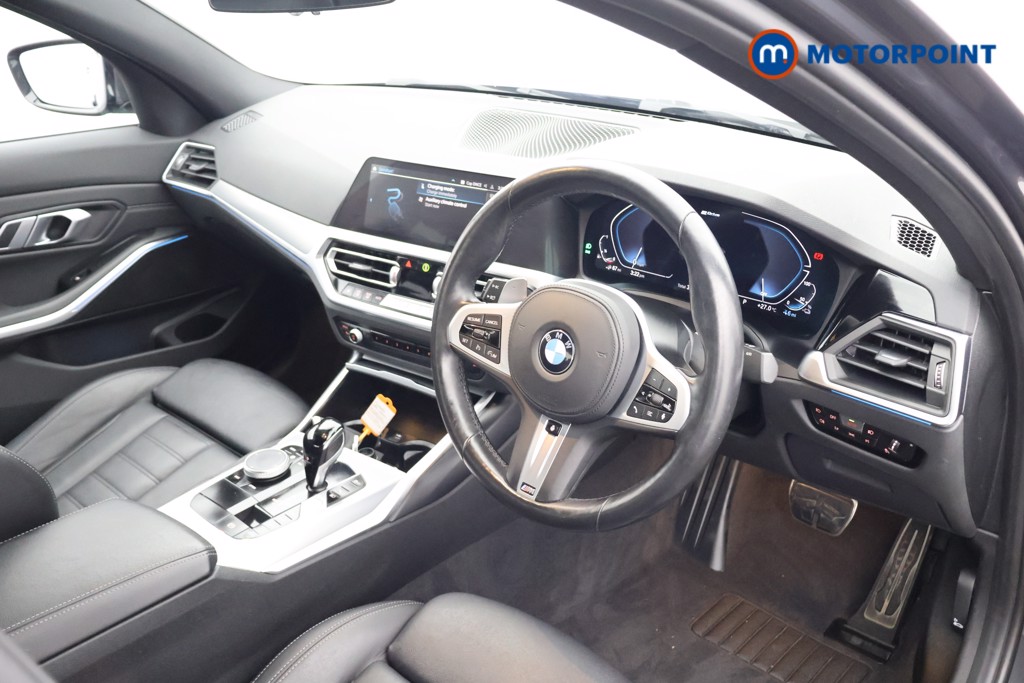 BMW 3 Series M Sport Automatic Petrol Plug-In Hybrid Saloon - Stock Number (1645683) - 12th supplementary image