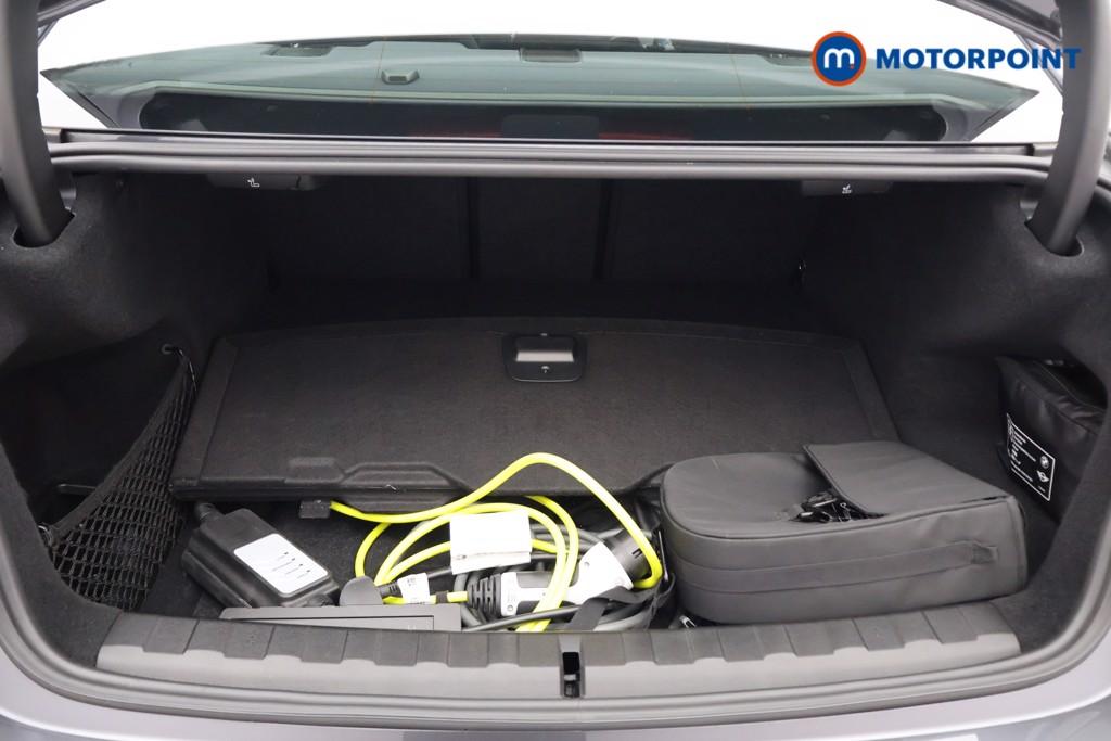 BMW 3 Series M Sport Automatic Petrol Plug-In Hybrid Saloon - Stock Number (1645683) - 19th supplementary image