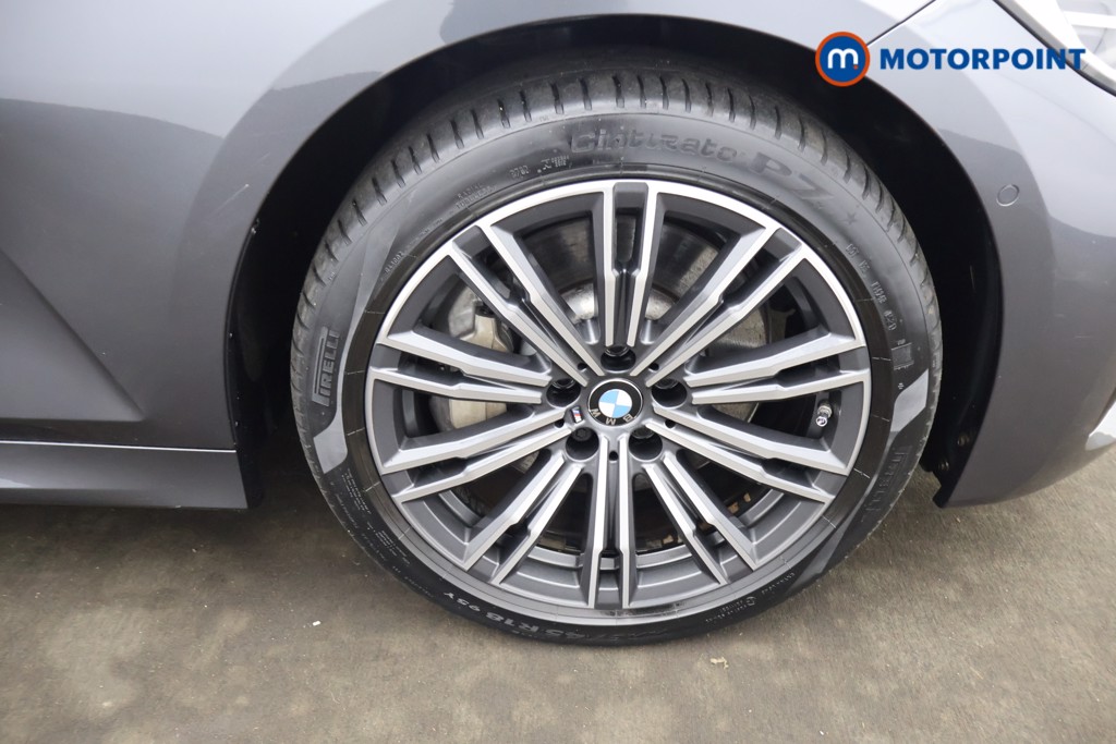 BMW 3 Series M Sport Automatic Petrol Plug-In Hybrid Saloon - Stock Number (1645683) - 21st supplementary image