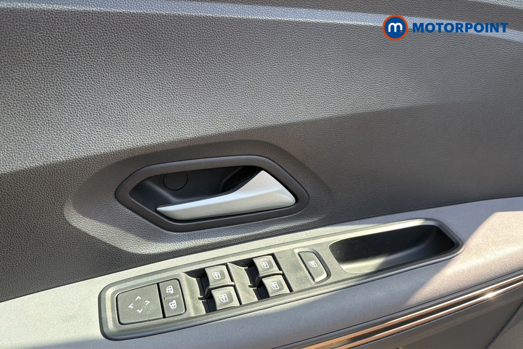 Dacia Sandero Stepway Extreme Manual Petrol Hatchback - Stock Number (1645785) - 19th supplementary image