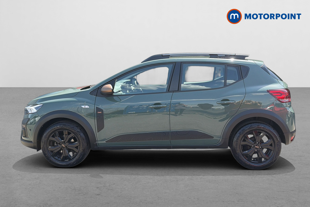 Dacia Sandero Stepway Extreme Manual Petrol Hatchback - Stock Number (1645785) - Drivers side