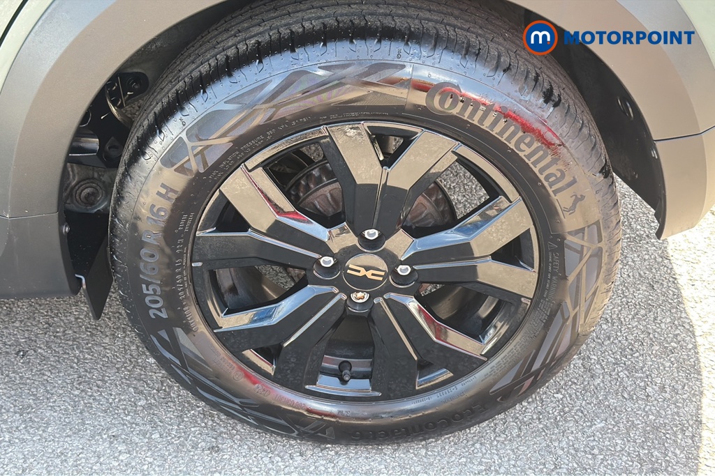 Dacia Sandero Stepway Extreme Manual Petrol Hatchback - Stock Number (1645785) - 45th supplementary image
