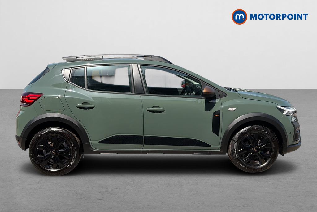 Dacia Sandero Stepway Extreme Manual Petrol Hatchback - Stock Number (1645785) - Passenger side