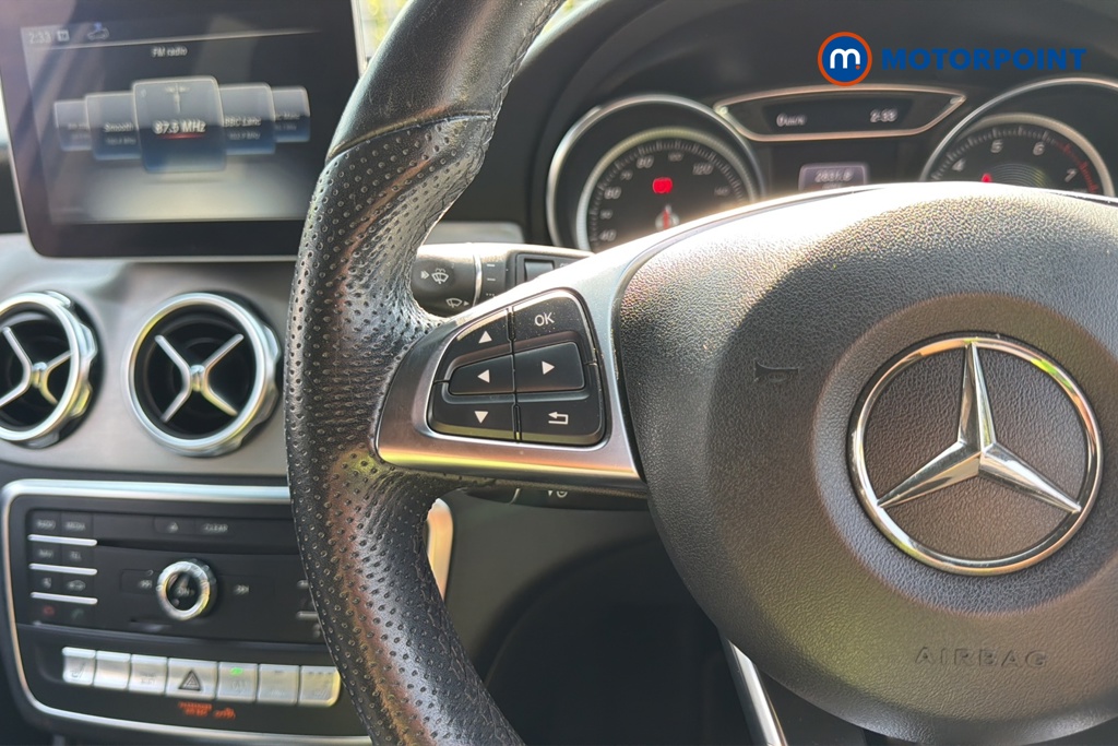 Mercedes-Benz GLA Amg Line Manual Petrol SUV - Stock Number (1645867) - 4th supplementary image