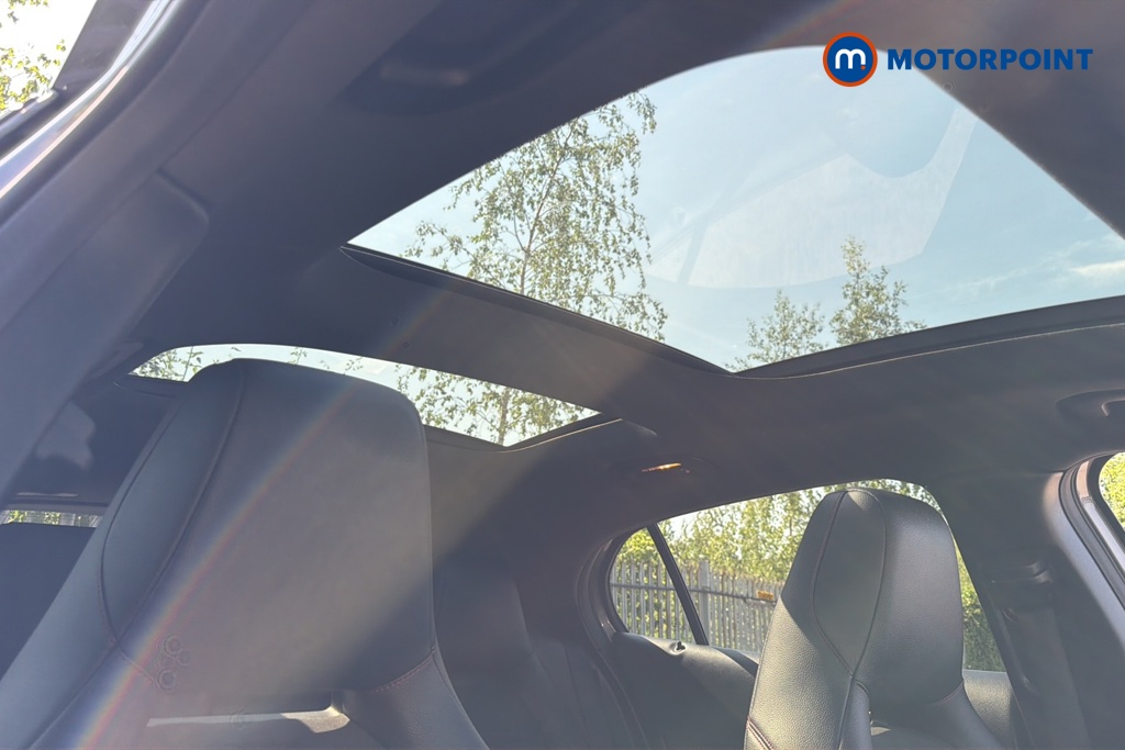 Mercedes-Benz GLA Amg Line Manual Petrol SUV - Stock Number (1645867) - 20th supplementary image