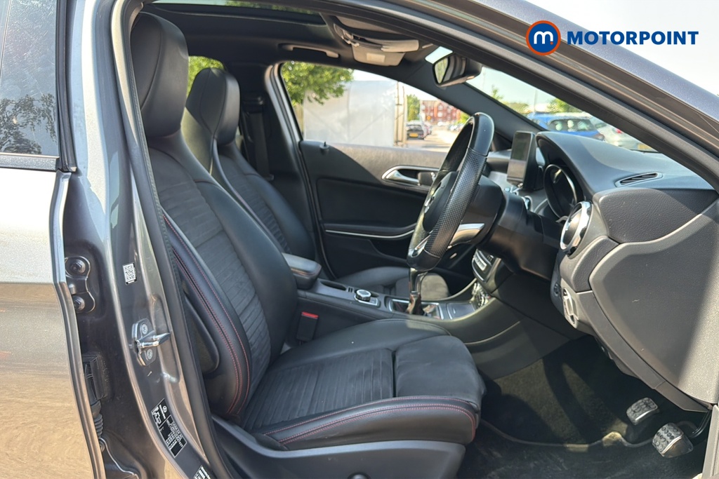 Mercedes-Benz GLA Amg Line Manual Petrol SUV - Stock Number (1645867) - 22nd supplementary image