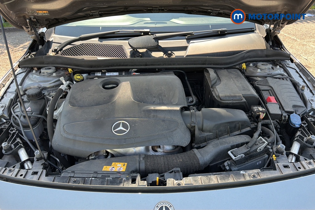 Mercedes-Benz GLA Amg Line Manual Petrol SUV - Stock Number (1645867) - 48th supplementary image
