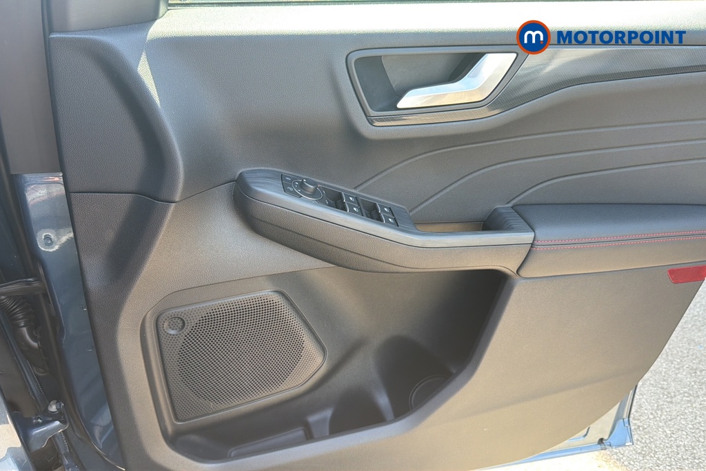 Ford Kuga St-Line Edition Automatic Petrol-Electric Hybrid SUV - Stock Number (1645972) - 18th supplementary image