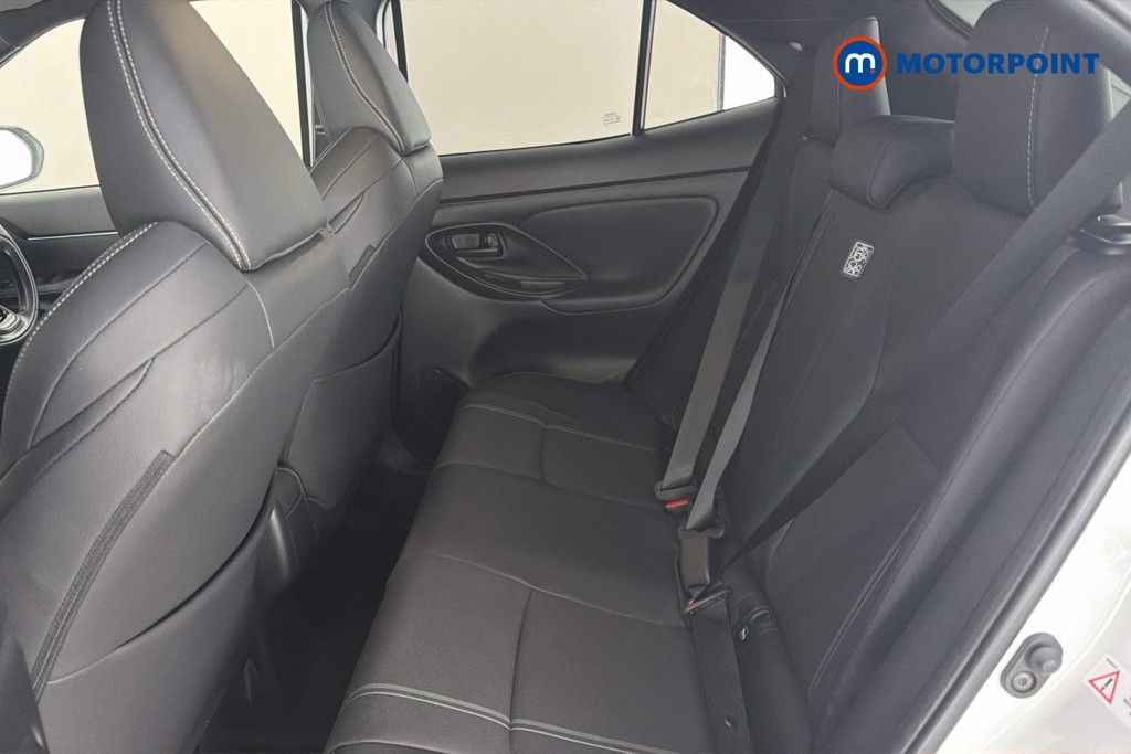 Toyota Yaris Cross Excel Automatic Petrol-Electric Hybrid Estate - Stock Number (1646001) - 28th supplementary image