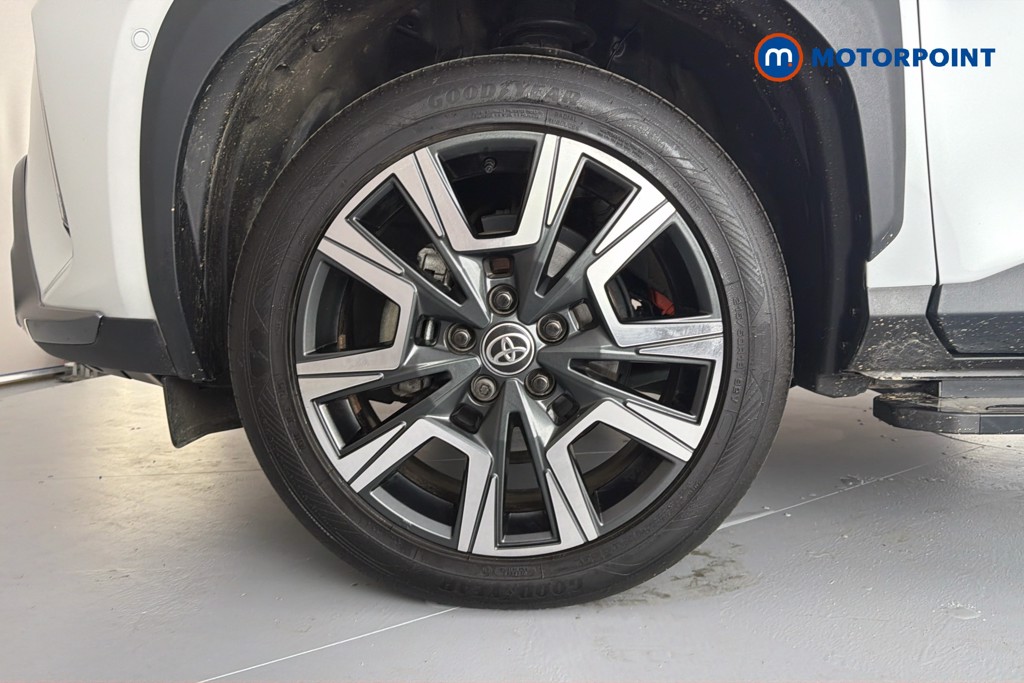 Toyota Yaris Cross Excel Automatic Petrol-Electric Hybrid Estate - Stock Number (1646001) - 47th supplementary image