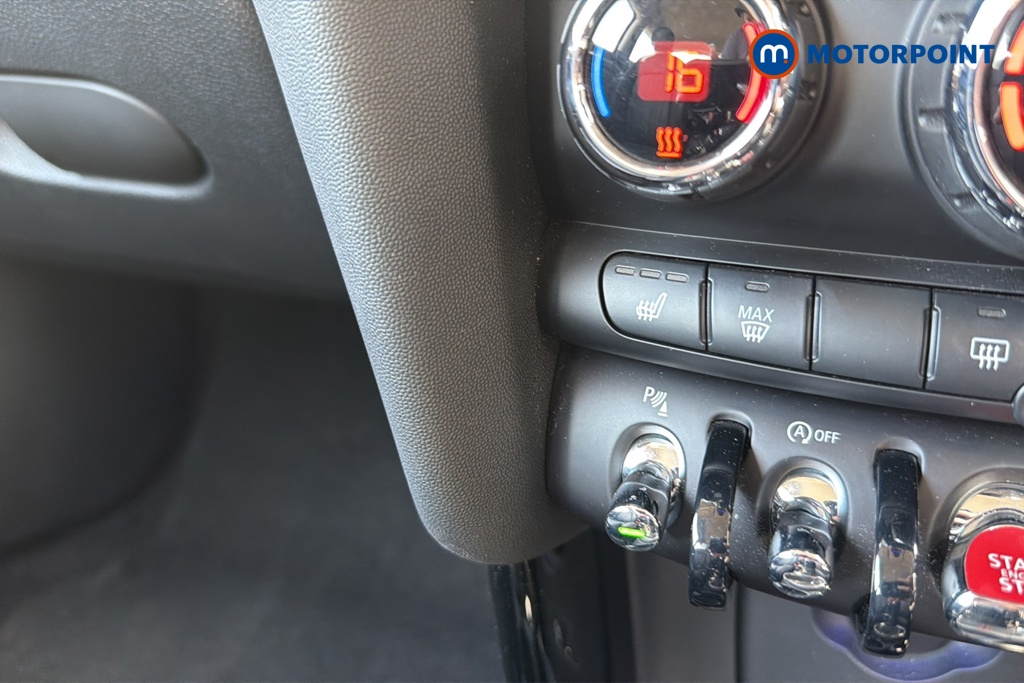 Mini Hatchback Cooper S Exclusive Automatic Petrol Hatchback - Stock Number (1646040) - 14th supplementary image
