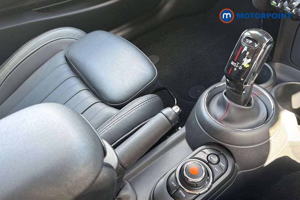 Mini Hatchback Cooper S Exclusive Automatic Petrol Hatchback - Stock Number (1646040) - 15th supplementary image