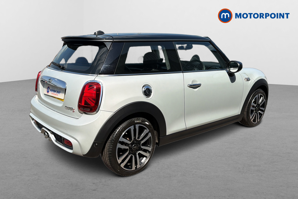 Mini Hatchback Cooper S Exclusive Automatic Petrol Hatchback - Stock Number (1646040) - Passenger side rear corner