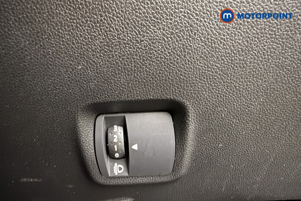 Dacia Sandero Stepway Extreme Manual Petrol Hatchback - Stock Number (1646161) - 18th supplementary image