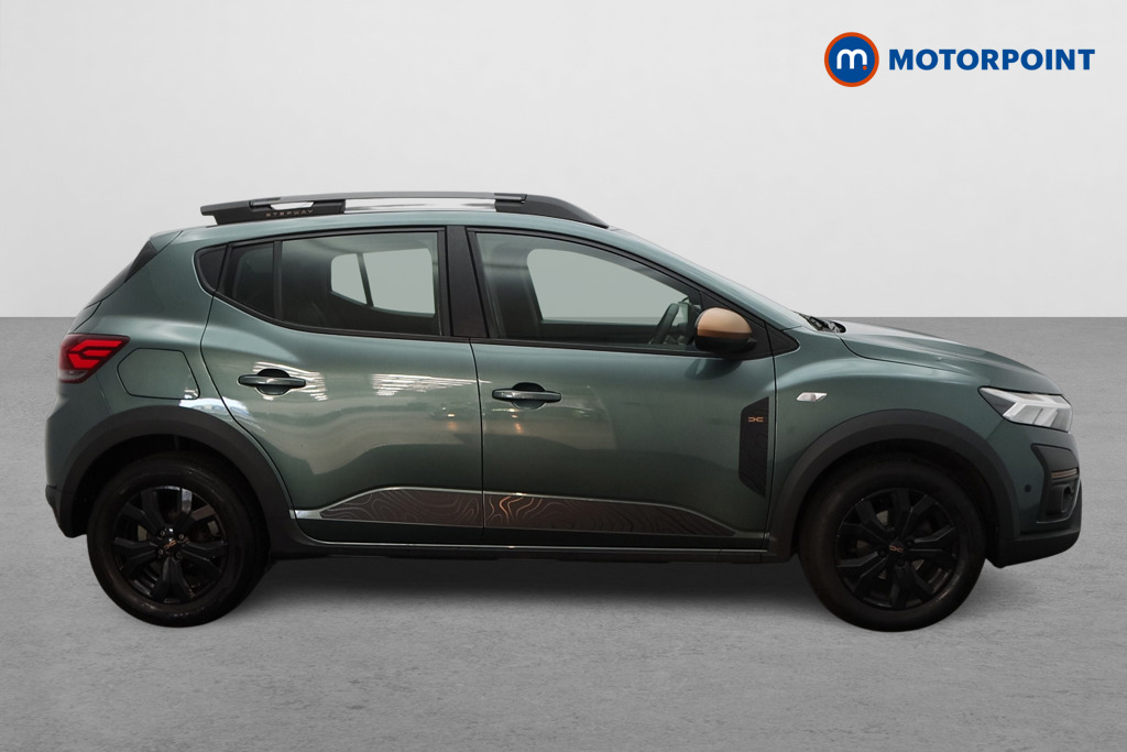 Dacia Sandero Stepway Extreme Manual Petrol Hatchback - Stock Number (1646161) - Drivers side