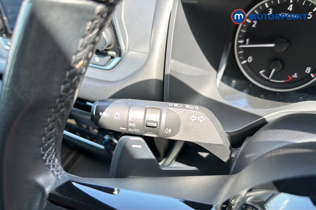 Nissan Qashqai Acenta Premium Automatic Petrol SUV - Stock Number (1646195) - 5th supplementary image