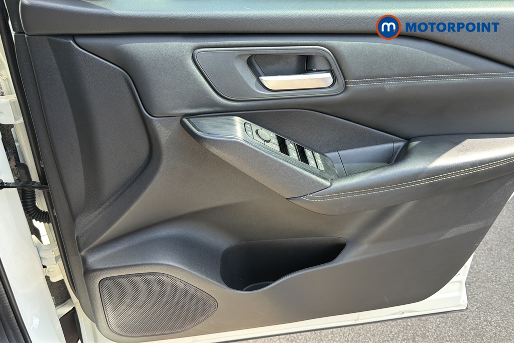 Nissan Qashqai Acenta Premium Automatic Petrol SUV - Stock Number (1646195) - 18th supplementary image