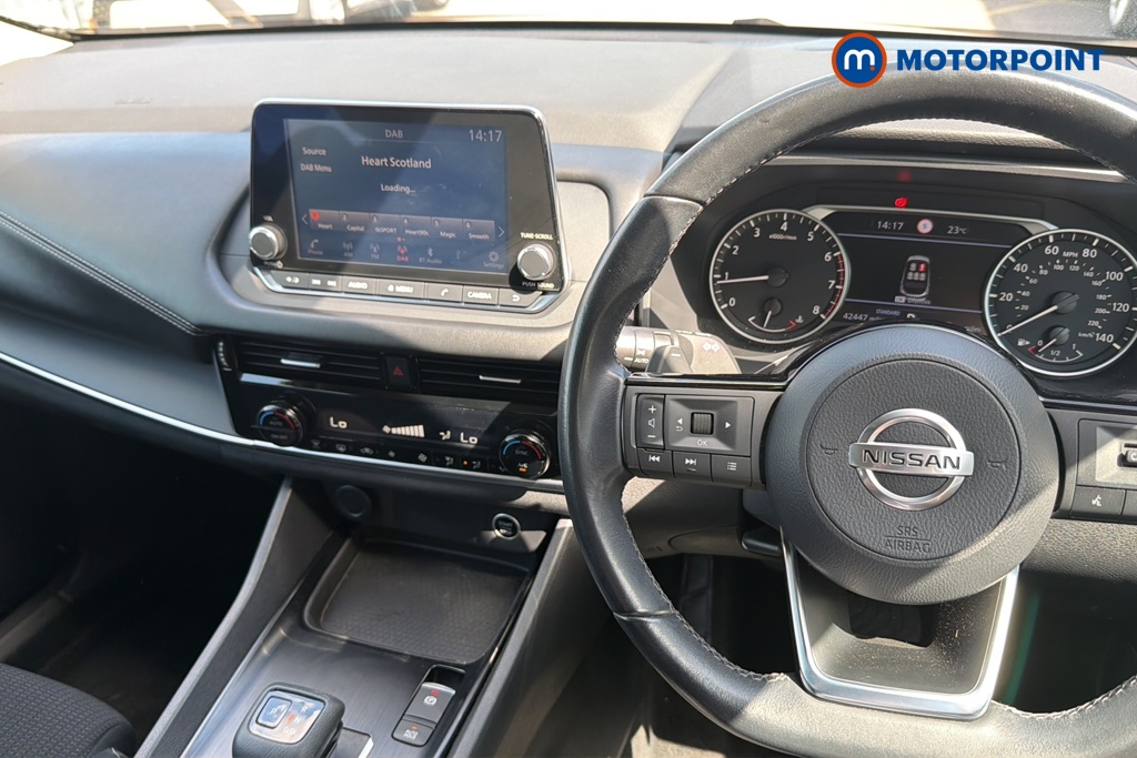 Nissan Qashqai Acenta Premium Automatic Petrol SUV - Stock Number (1646195) - 1st supplementary image