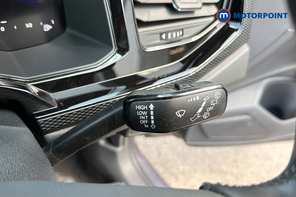 Volkswagen Polo Life Manual Petrol Hatchback - Stock Number (1646331) - 6th supplementary image