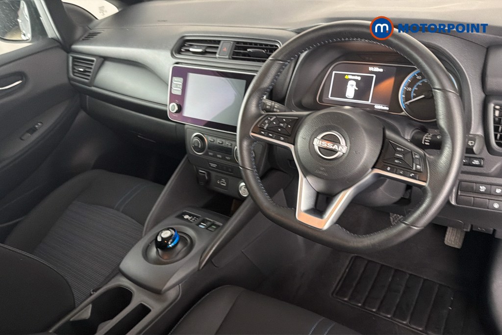 Nissan Leaf Acenta Automatic Electric Hatchback - Stock Number (1646582) - 2nd supplementary image