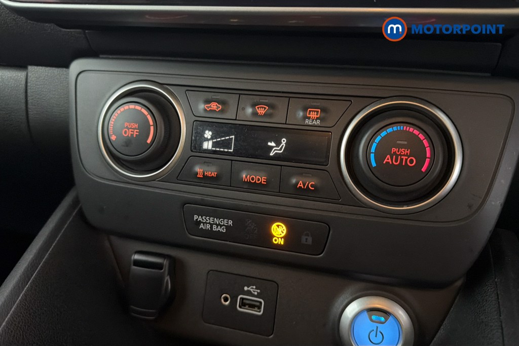 Nissan Leaf Acenta Automatic Electric Hatchback - Stock Number (1646582) - 12th supplementary image