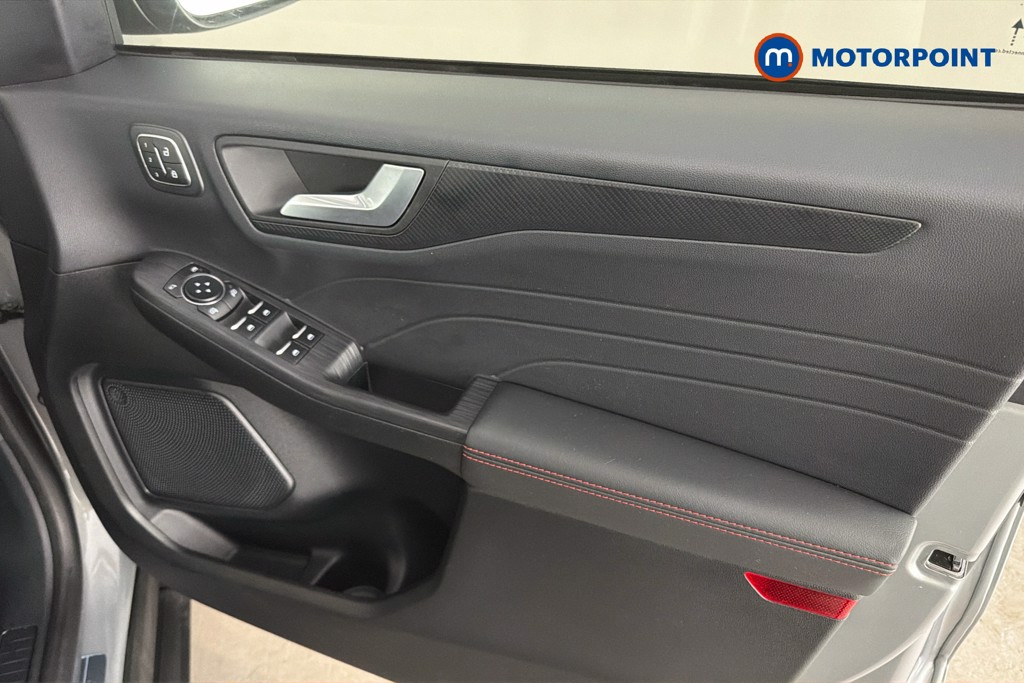Ford Kuga St-Line Automatic Petrol-Electric Hybrid SUV - Stock Number (1646685) - 19th supplementary image