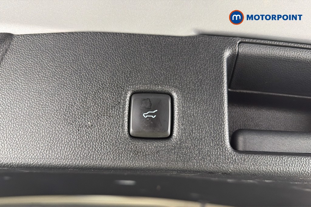 Ford Kuga St-Line Automatic Petrol-Electric Hybrid SUV - Stock Number (1646685) - 35th supplementary image