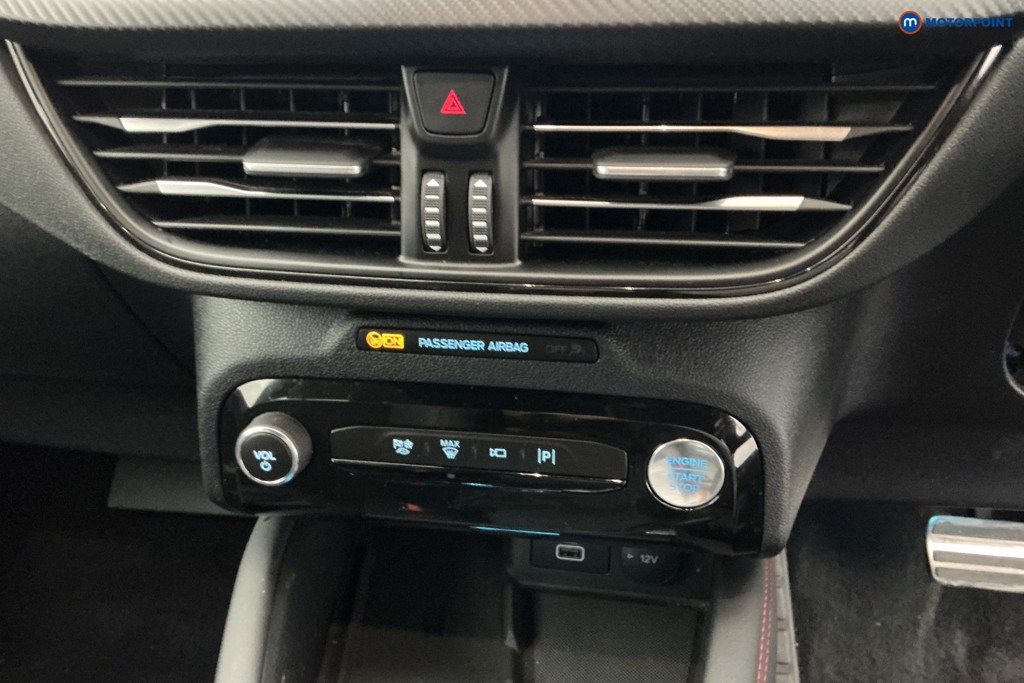 Ford Kuga St-Line Automatic Petrol-Electric Hybrid SUV - Stock Number (1646687) - 17th supplementary image