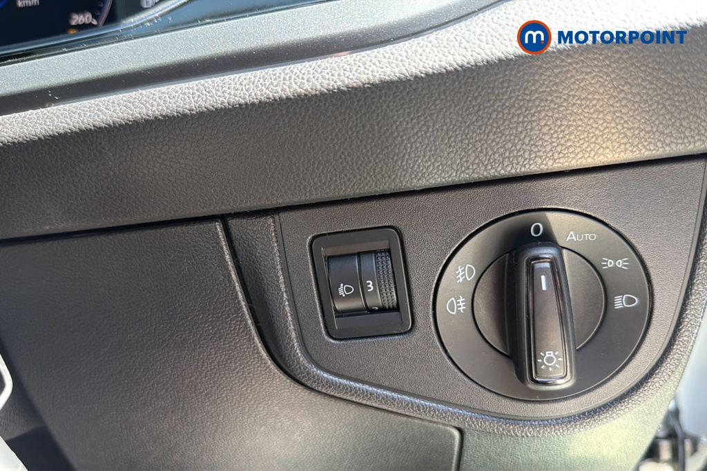 Volkswagen Taigo R-Line Automatic Petrol SUV - Stock Number (1646785) - 11th supplementary image