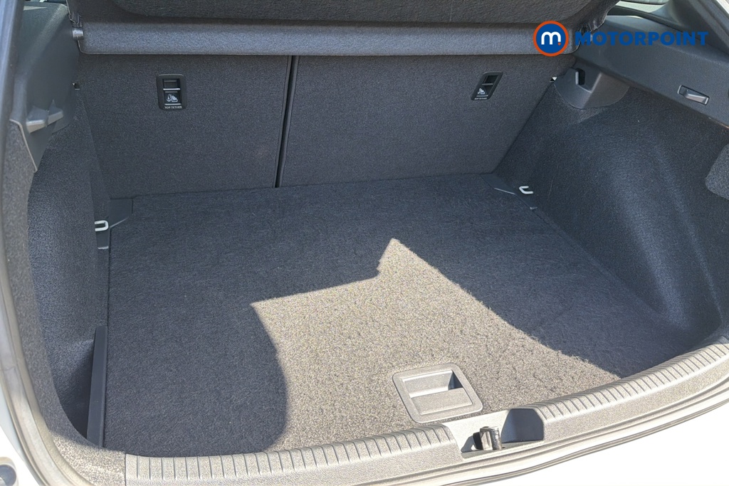 Volkswagen Taigo R-Line Automatic Petrol SUV - Stock Number (1646785) - 30th supplementary image