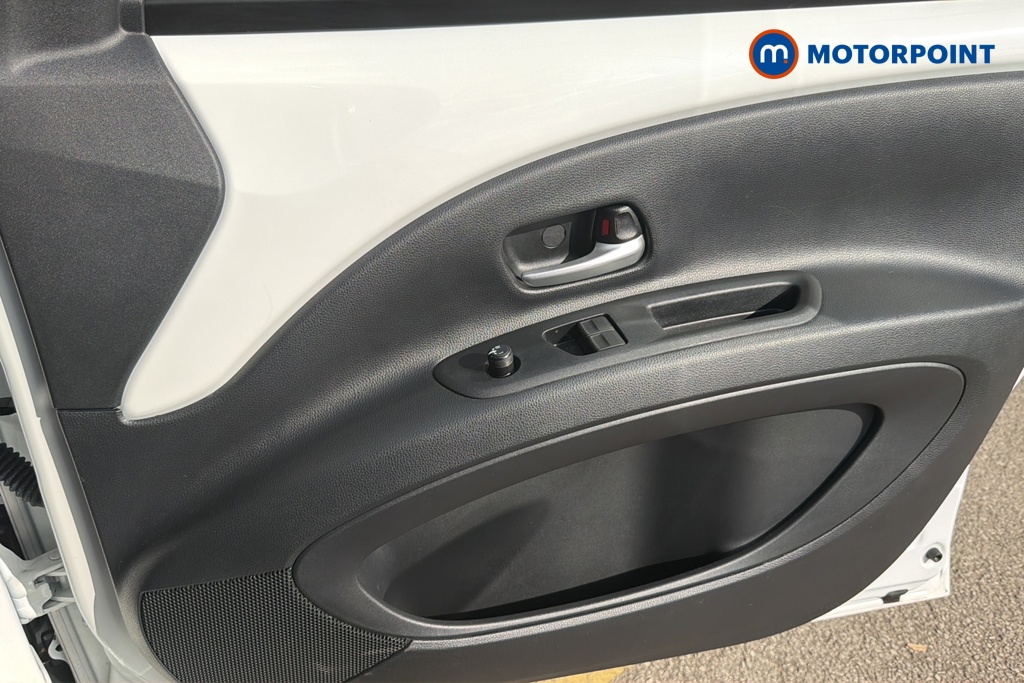 Toyota Aygo X Edge Manual Petrol Hatchback - Stock Number (1646858) - 18th supplementary image