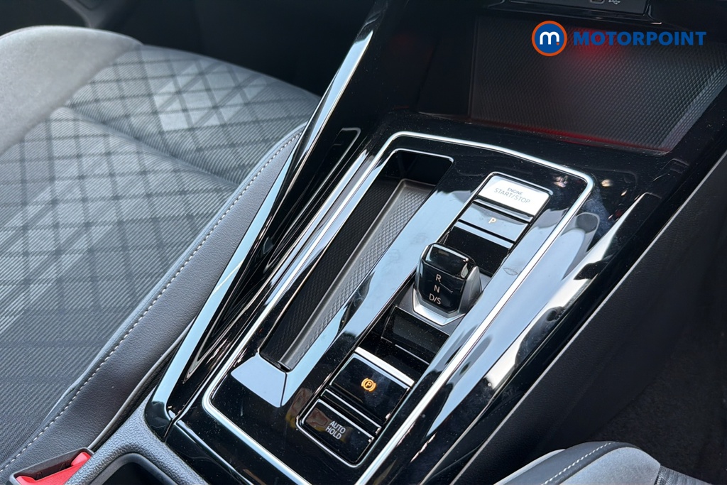 Volkswagen Golf R-Line Automatic Diesel Hatchback - Stock Number (1647016) - 15th supplementary image