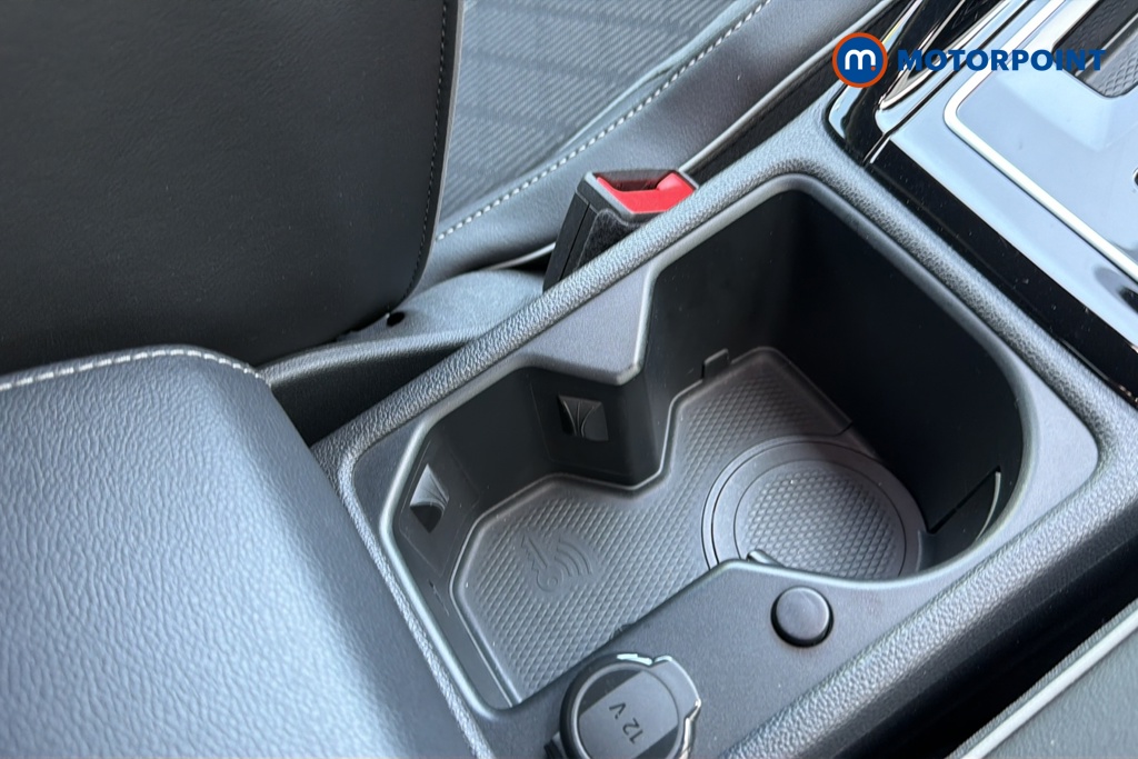 Volkswagen Golf R-Line Automatic Diesel Hatchback - Stock Number (1647016) - 16th supplementary image
