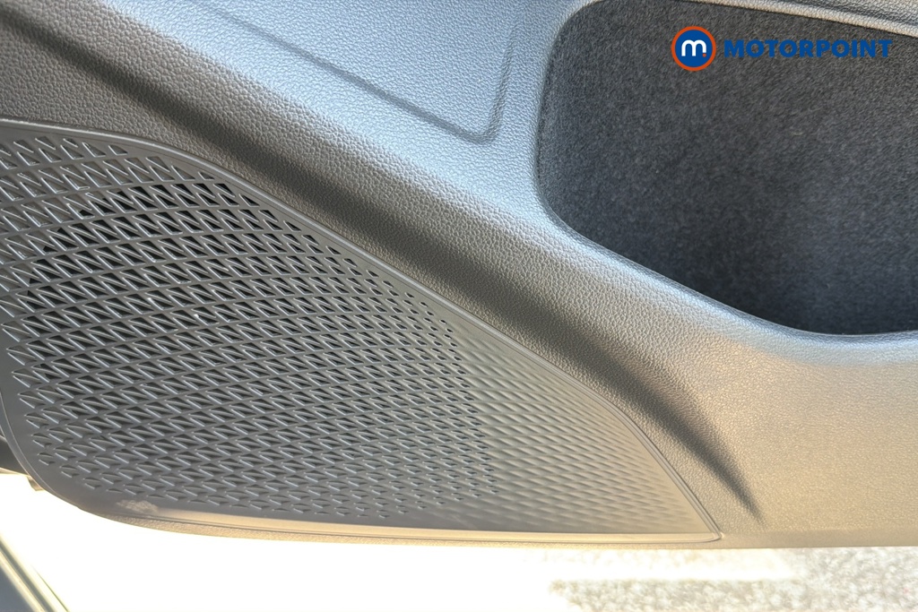 Volkswagen Golf R-Line Automatic Diesel Hatchback - Stock Number (1647016) - 21st supplementary image