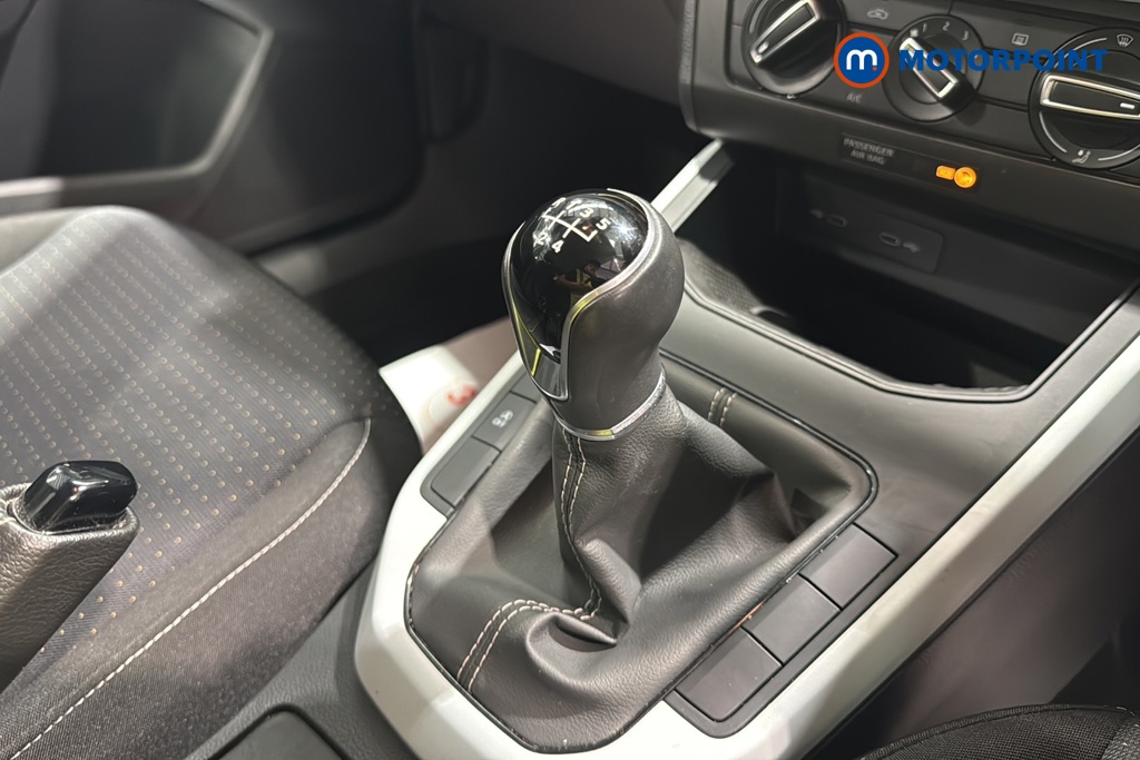 Seat Arona Se Technology Manual Petrol SUV - Stock Number (1647079) - 15th supplementary image