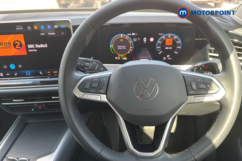 Volkswagen Passat Life Automatic Petrol Plug-In Hybrid Estate - Stock Number (1647522) - 2nd supplementary image