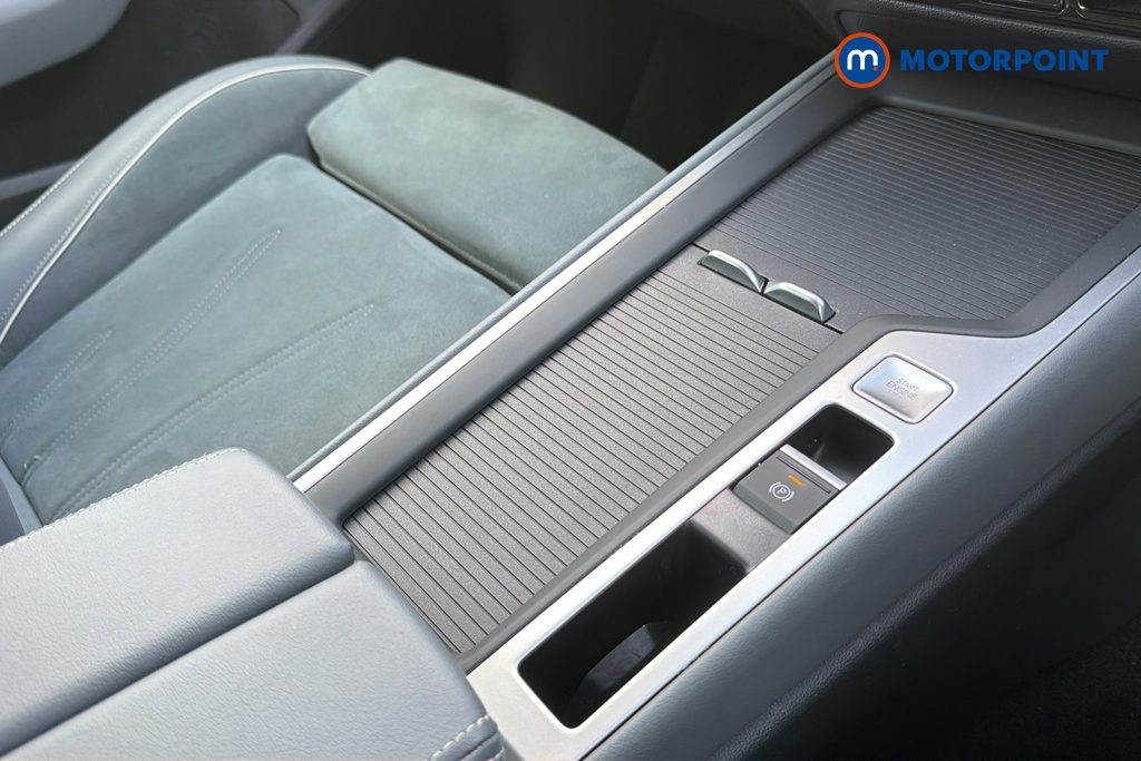 Volkswagen Passat Life Automatic Petrol Plug-In Hybrid Estate - Stock Number (1647522) - 15th supplementary image