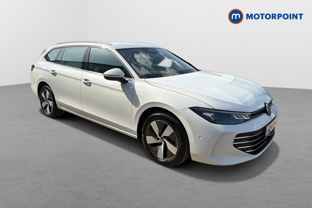 Volkswagen Passat Life Automatic Petrol Plug-In Hybrid Estate - Stock Number (1647522) - Drivers side front corner