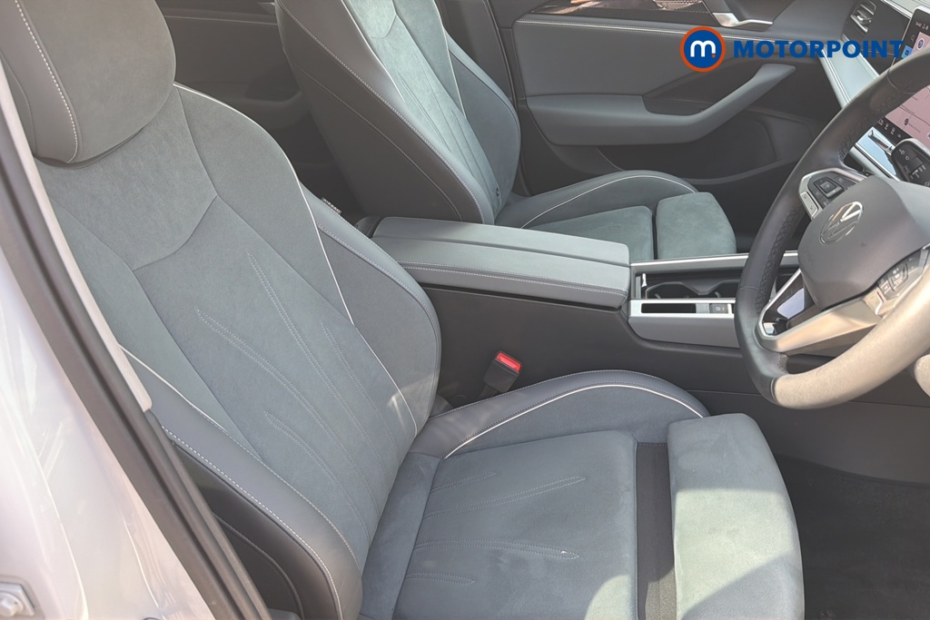 Volkswagen Passat Life Automatic Petrol Plug-In Hybrid Estate - Stock Number (1647522) - 22nd supplementary image