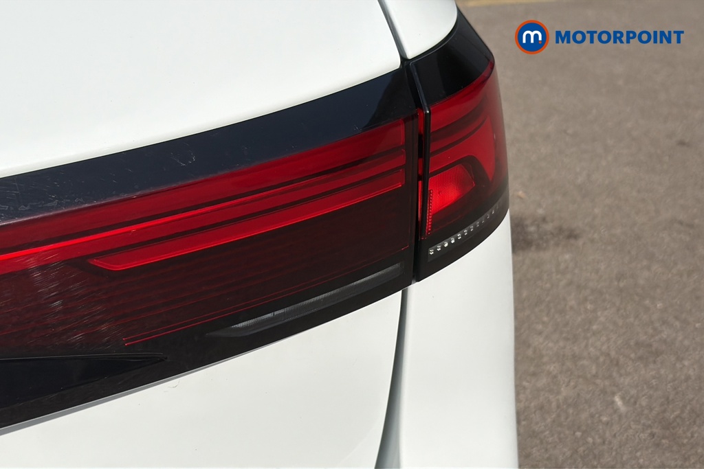 Volkswagen Passat Life Automatic Petrol Plug-In Hybrid Estate - Stock Number (1647522) - 36th supplementary image