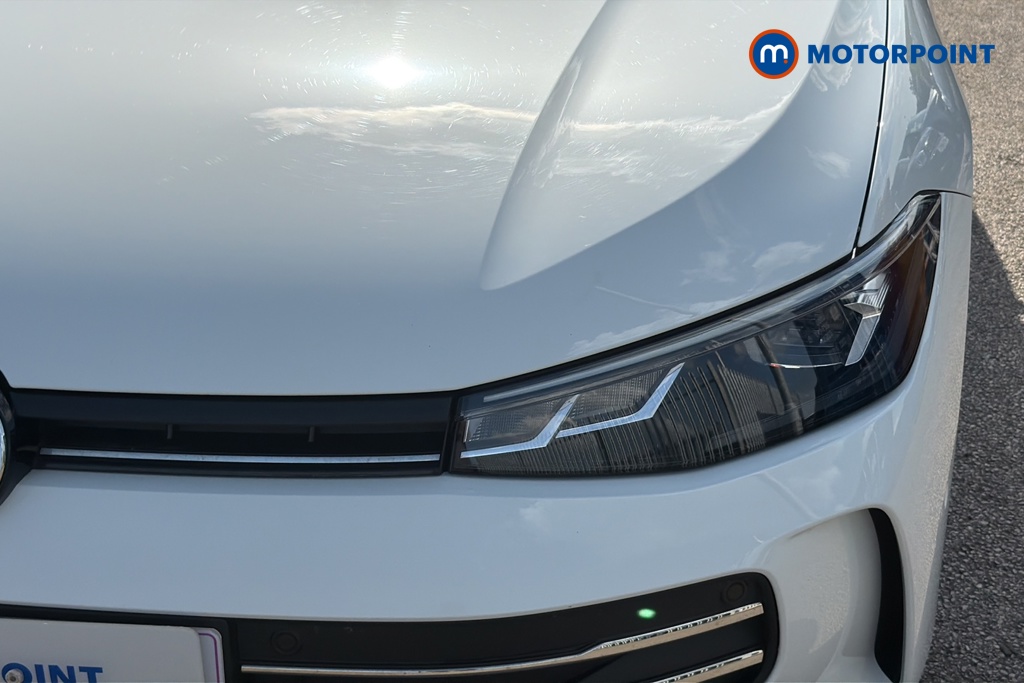 Volkswagen Passat Life Automatic Petrol Plug-In Hybrid Estate - Stock Number (1647522) - 42nd supplementary image