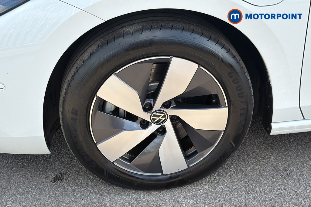 Volkswagen Passat Life Automatic Petrol Plug-In Hybrid Estate - Stock Number (1647522) - 44th supplementary image