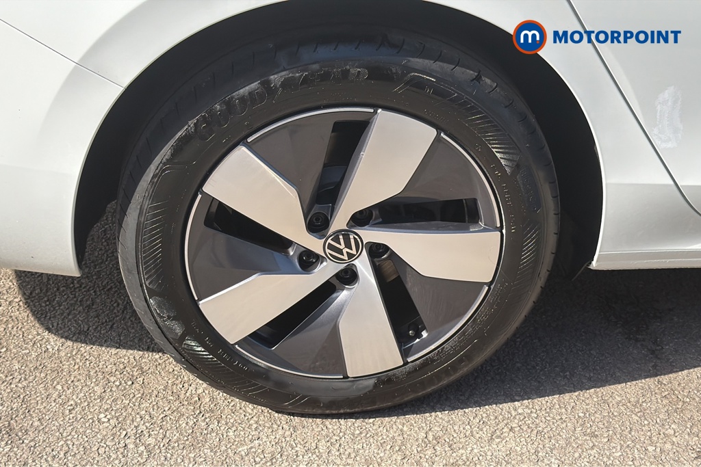 Volkswagen Passat Life Automatic Petrol Plug-In Hybrid Estate - Stock Number (1647522) - 46th supplementary image