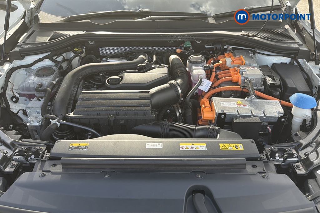 Volkswagen Passat Life Automatic Petrol Plug-In Hybrid Estate - Stock Number (1647522) - 48th supplementary image