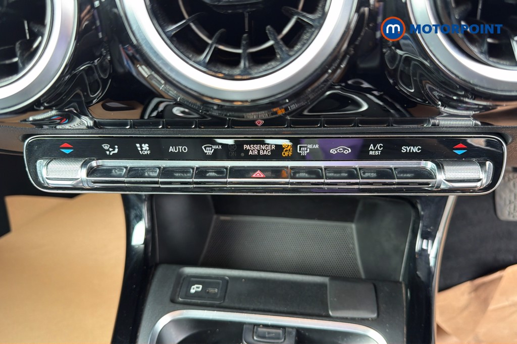 Mercedes-Benz A Class Sport Manual Petrol Hatchback - Stock Number (1631095) - 12th supplementary image