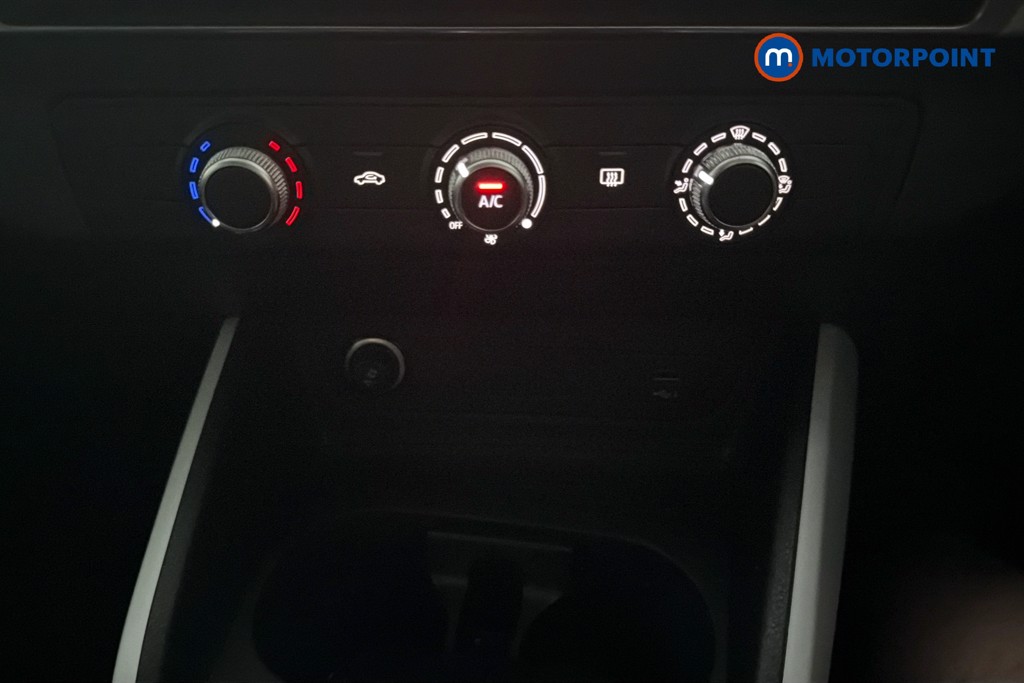Audi Q2 Technik Manual Diesel SUV - Stock Number (1631804) - 12th supplementary image