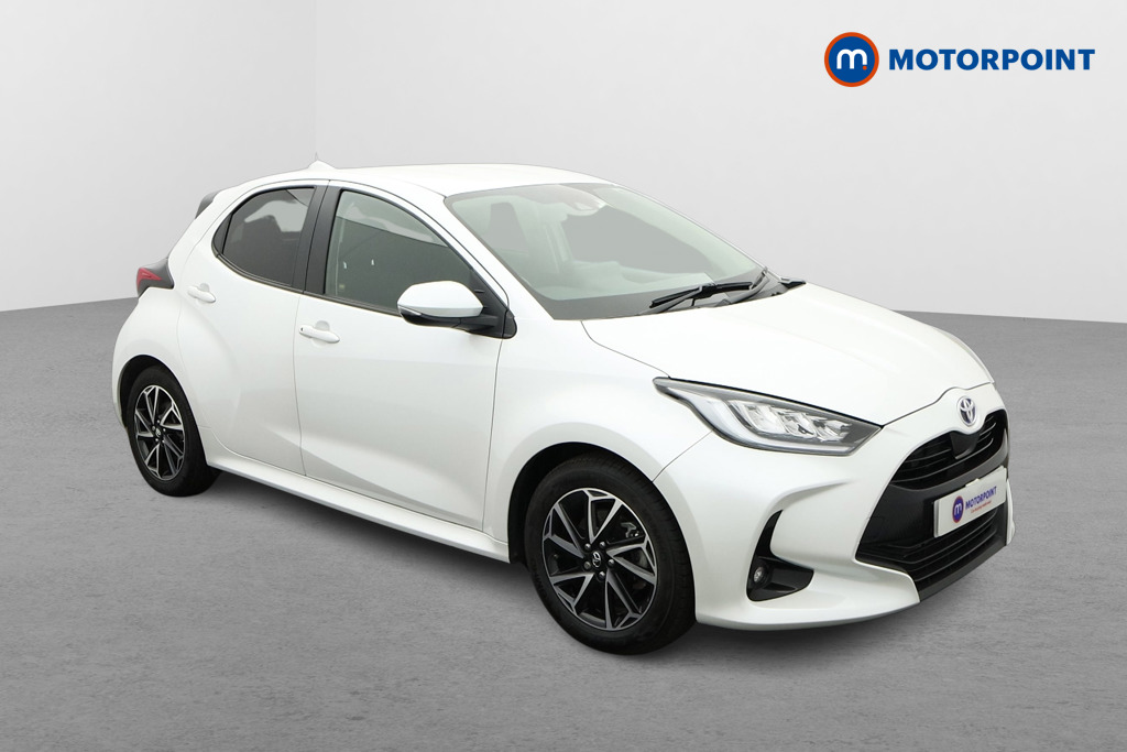 Toyota Yaris Design Automatic Petrol-Electric Hybrid Hatchback - Stock Number (1635174) - Drivers side front corner