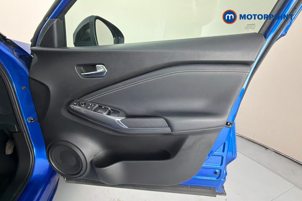 Nissan Juke N-Connecta Manual Petrol SUV - Stock Number (1635820) - 19th supplementary image